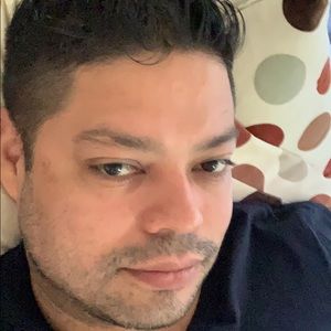 Meet your Posher, Javier